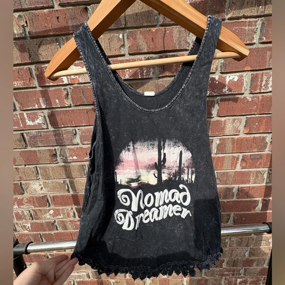Desert Western style tank top - Picture 1 of 4